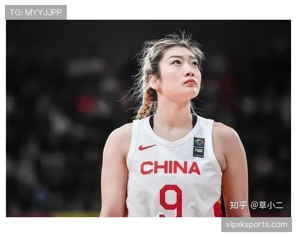李梦训练完直接拎爱马仕去吃火锅,这谁顶得住啊 李梦训练完直接拎爱马仕去吃火锅,这谁顶得住啊